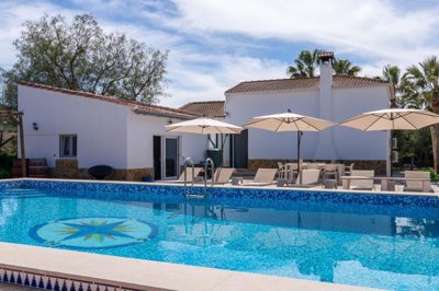 3983beautiful3bedvillawcasitaandpool180326220