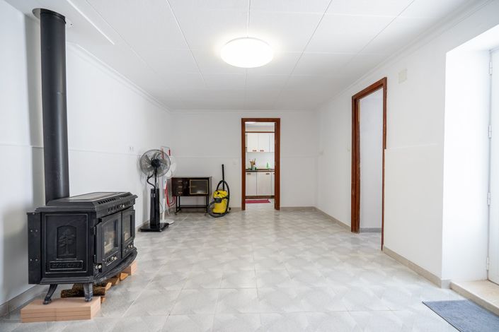 Image No.17-4 Bed Townhouse for sale