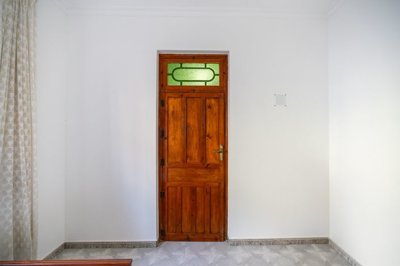 3959partlyrenovatedvillagehouse040226144424cf