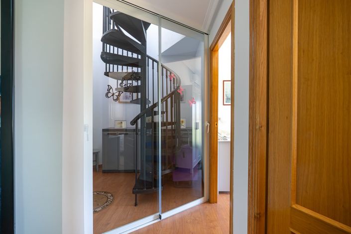 Image No.29-3 Bed Apartment for sale