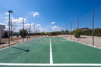 3988modernvillawpoolgymcasitaandpadelcourt270