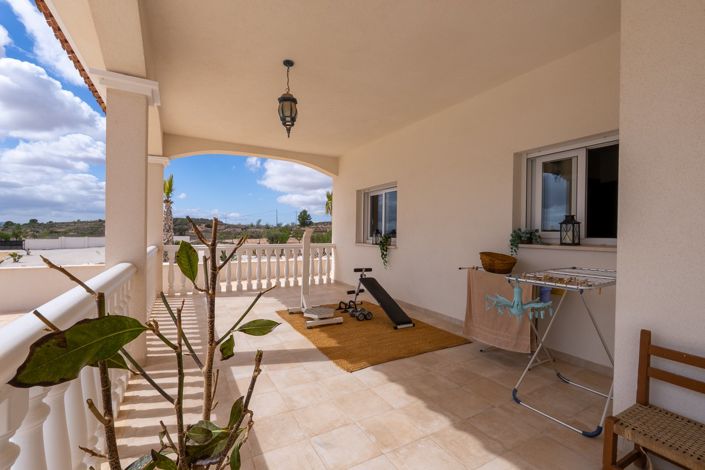 Image No.11-4 Bed Villa for sale