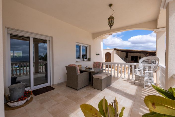 Image No.12-4 Bed Villa for sale