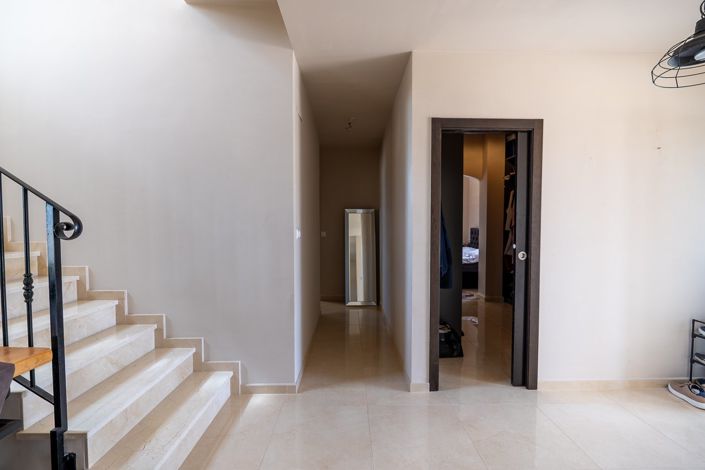 Image No.22-4 Bed Villa for sale