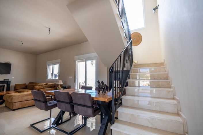 Image No.31-4 Bed Villa for sale