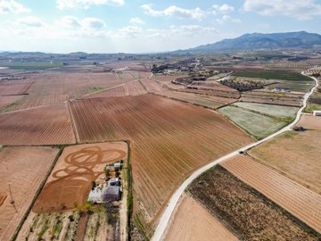 398673648m2buildingplot16kmfrompinoso25032613