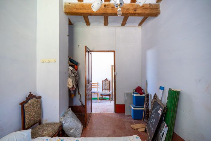 Image No.16-4 Bed Country House for sale