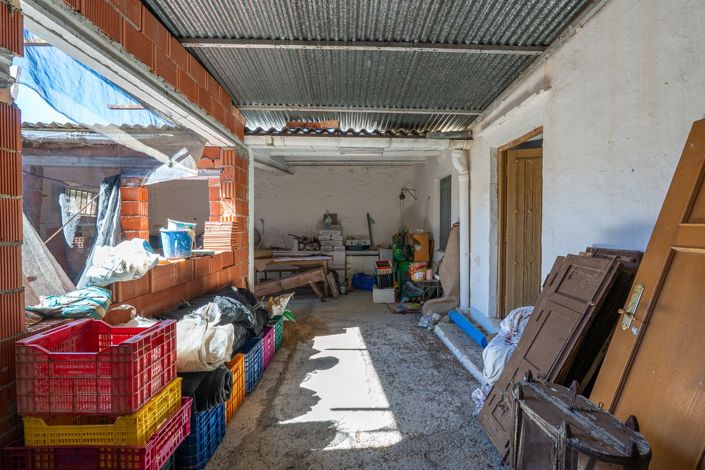 Image No.30-4 Bed Country House for sale