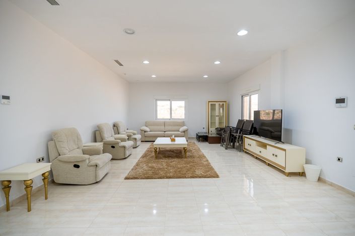 Image No.8-Villa de 4 chambres à vendre à Pinoso