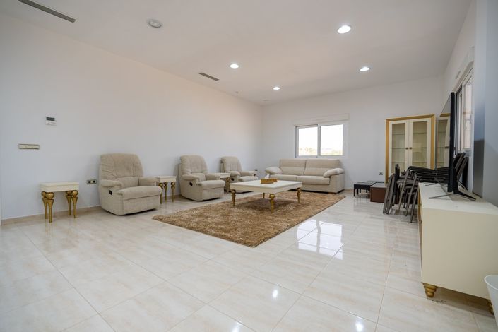 Image No.9-4 Bed Villa for sale