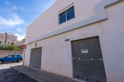 3920apartmentandretailunitsinpinoso0511251624