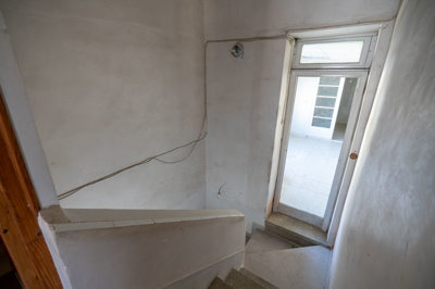 3920apartmentandretailunitsinpinoso0511251624