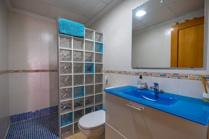 Image No.18-4 Bed Apartment for sale