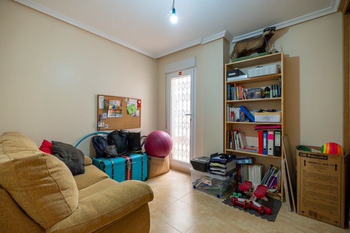 Image No.21-4 Bed Apartment for sale