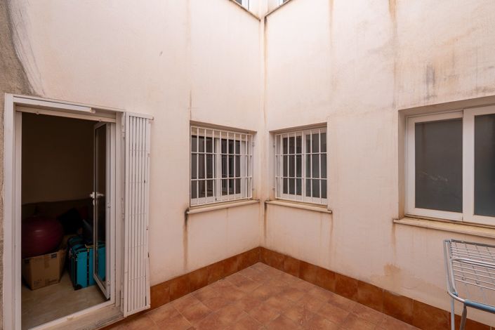 Image No.24-4 Bed Apartment for sale