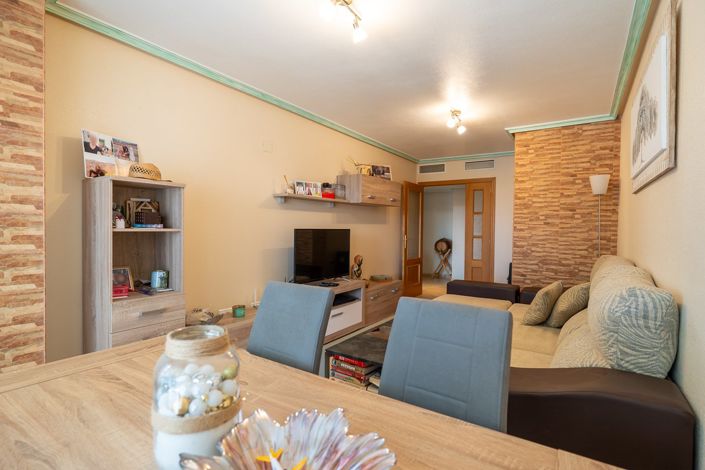 Image No.7-4 Bed Apartment for sale