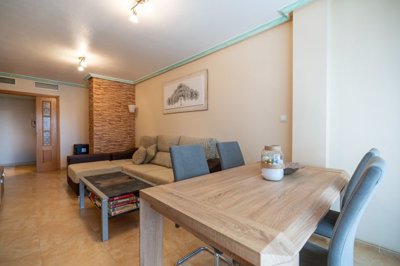 3991lovely3bedapartmentwterrace090426122057cf