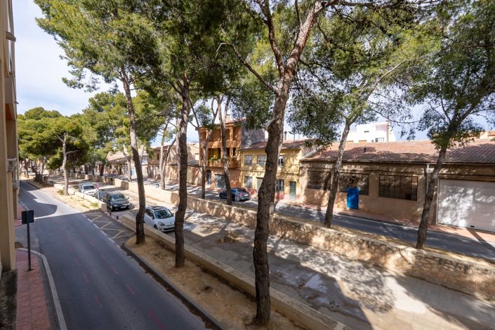 Image No.9-4 Bed Apartment for sale