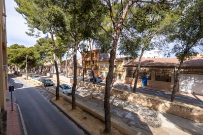 3991lovely3bedapartmentwterrace090426122100cf