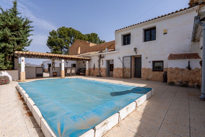 Image No.5-Maison de campagne de 5 chambres à vendre à Raspay