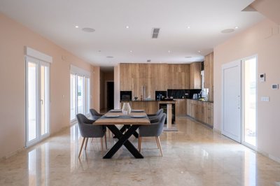 4000villamagnificaluxuryvillawcinemaand18mpoo