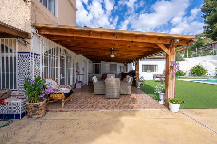 Image No.8-4 Bed Villa for sale