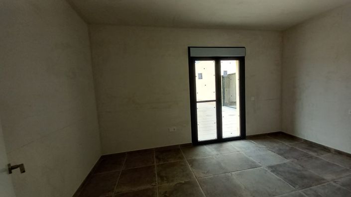 Image No.18-3 Bed Villa for sale