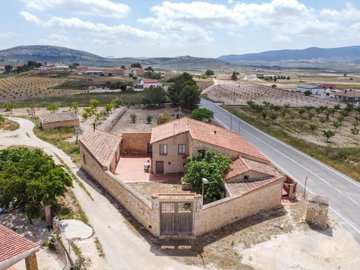 4002casadelmolino040526162811cf3336drone6