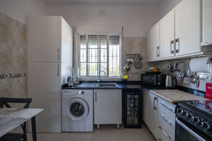 Image No.20-3 Bed Villa for sale