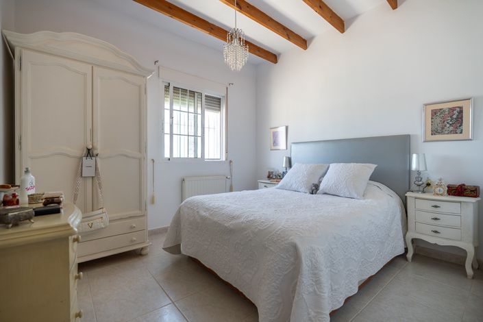 Image No.25-3 Bed Villa for sale