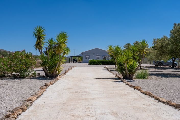 Image No.9-3 Bed Villa for sale