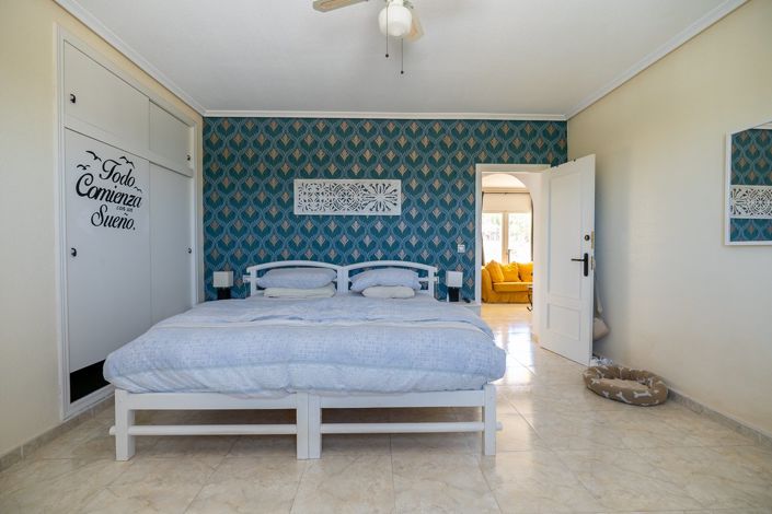 Image No.26-3 Bed Villa for sale