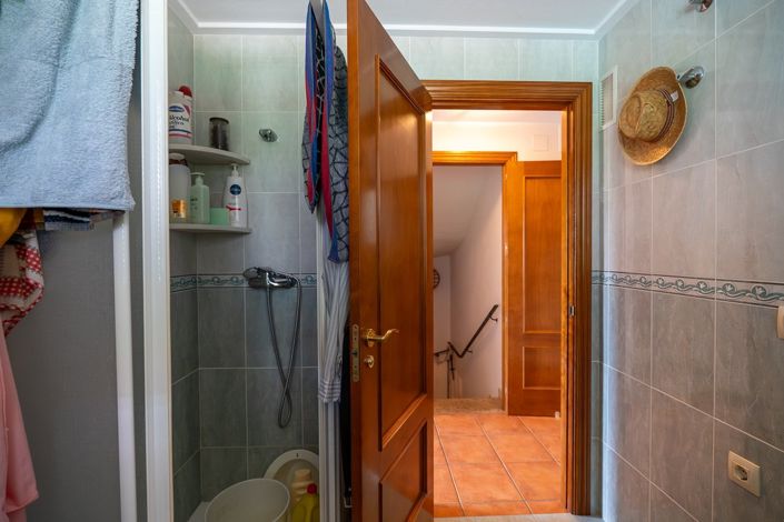 Image No.14-4 Bed Villa for sale