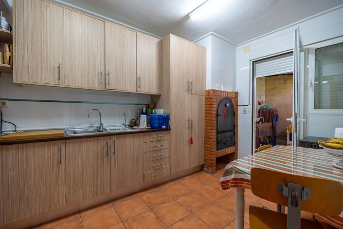 Image No.18-4 Bed Villa for sale