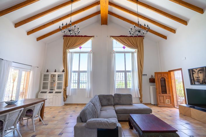 Image No.14-4 Bed Villa for sale