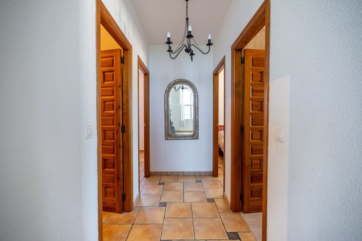 Image No.19-4 Bed Villa for sale