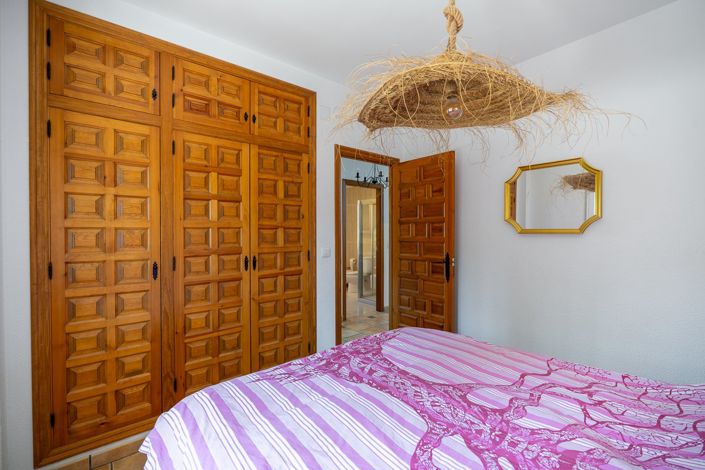Image No.27-4 Bed Villa for sale