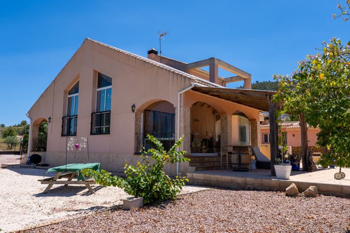 Image No.4-4 Bed Villa for sale