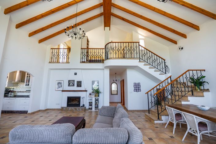 Image No.10-4 Bed Villa for sale