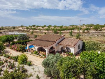 4017villaalmirez190626173147cf3352drone3