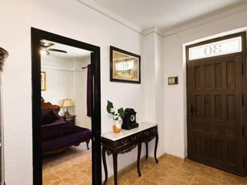 4019stunningreformedtownhouseintheheartofpino