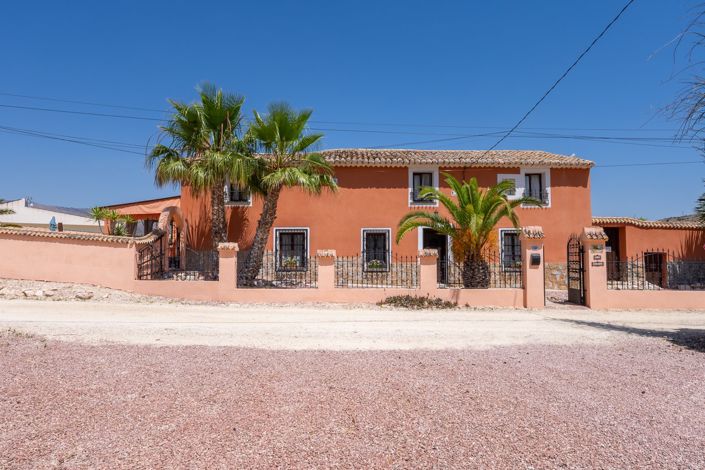 Image No.4-5 Bed Villa for sale