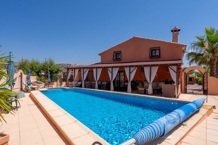 Image No.6-5 Bed Villa for sale