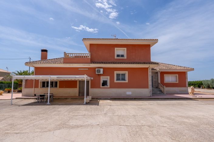 Image No.4-Villa de 5 chambres à vendre à Yecla