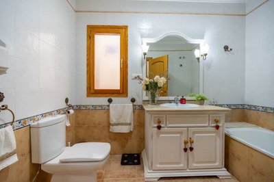40234bedtownhouseinpinoso030726180530cf335841
