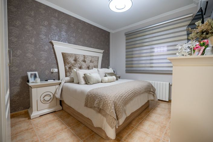 Image No.18-4 Bed Townhouse for sale