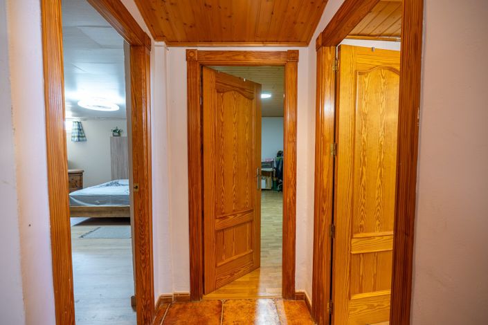 Image No.18-4 Bed Country House for sale
