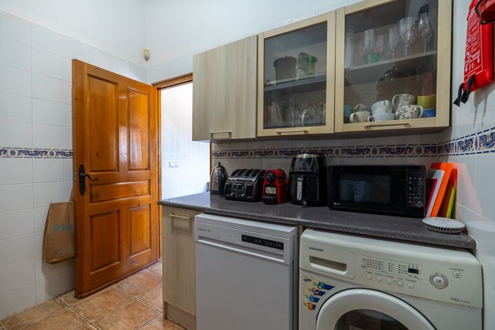 Image No.17-3 Bed Villa for sale