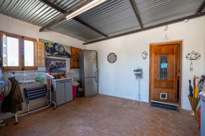 39964bed2bathcountryhouseinlasvirtudes2204261