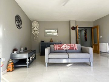 4098flatwithprivatedterraceandparkingspaceinp